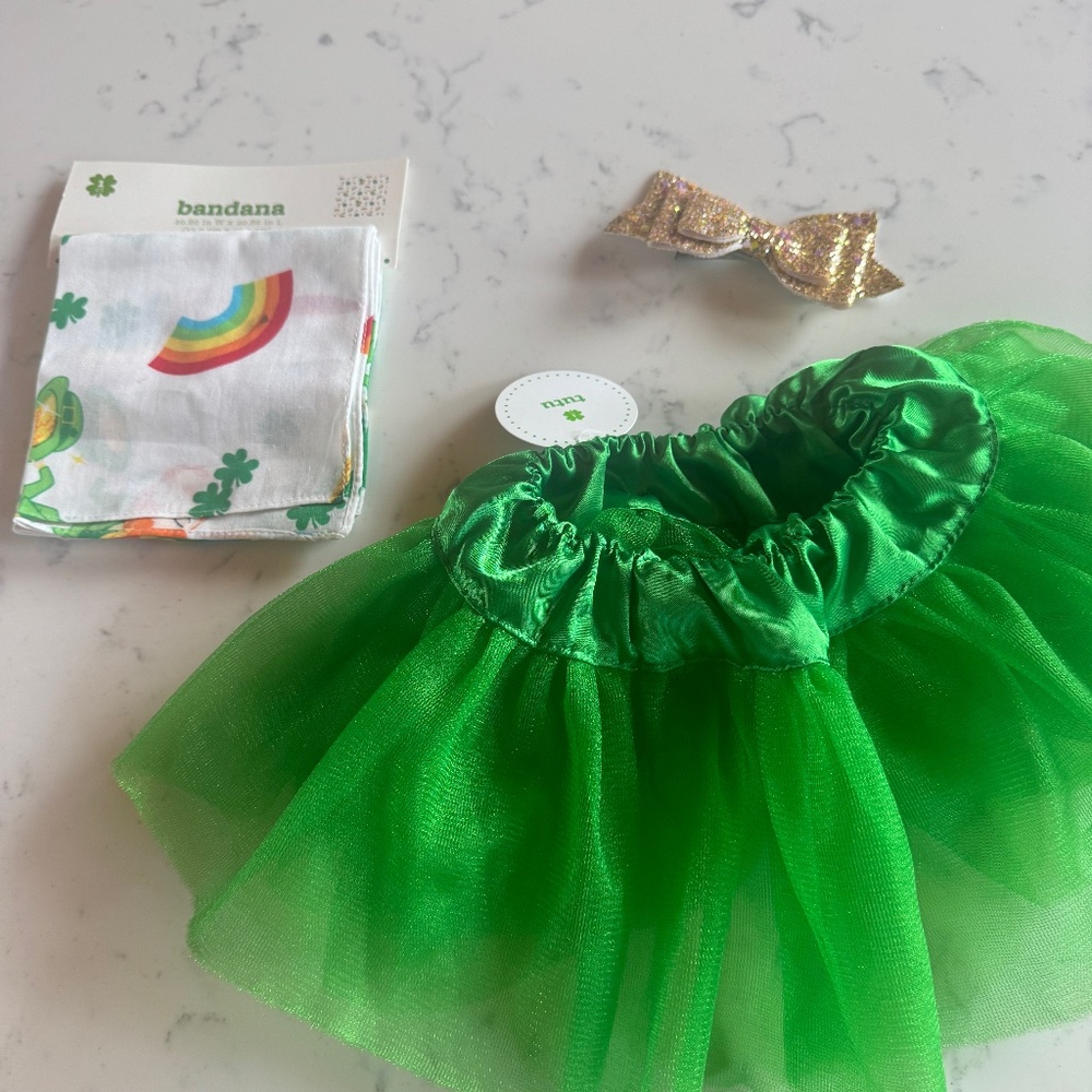DOG IRISH ST PATTYS COSTUME SIZE MEDIUM